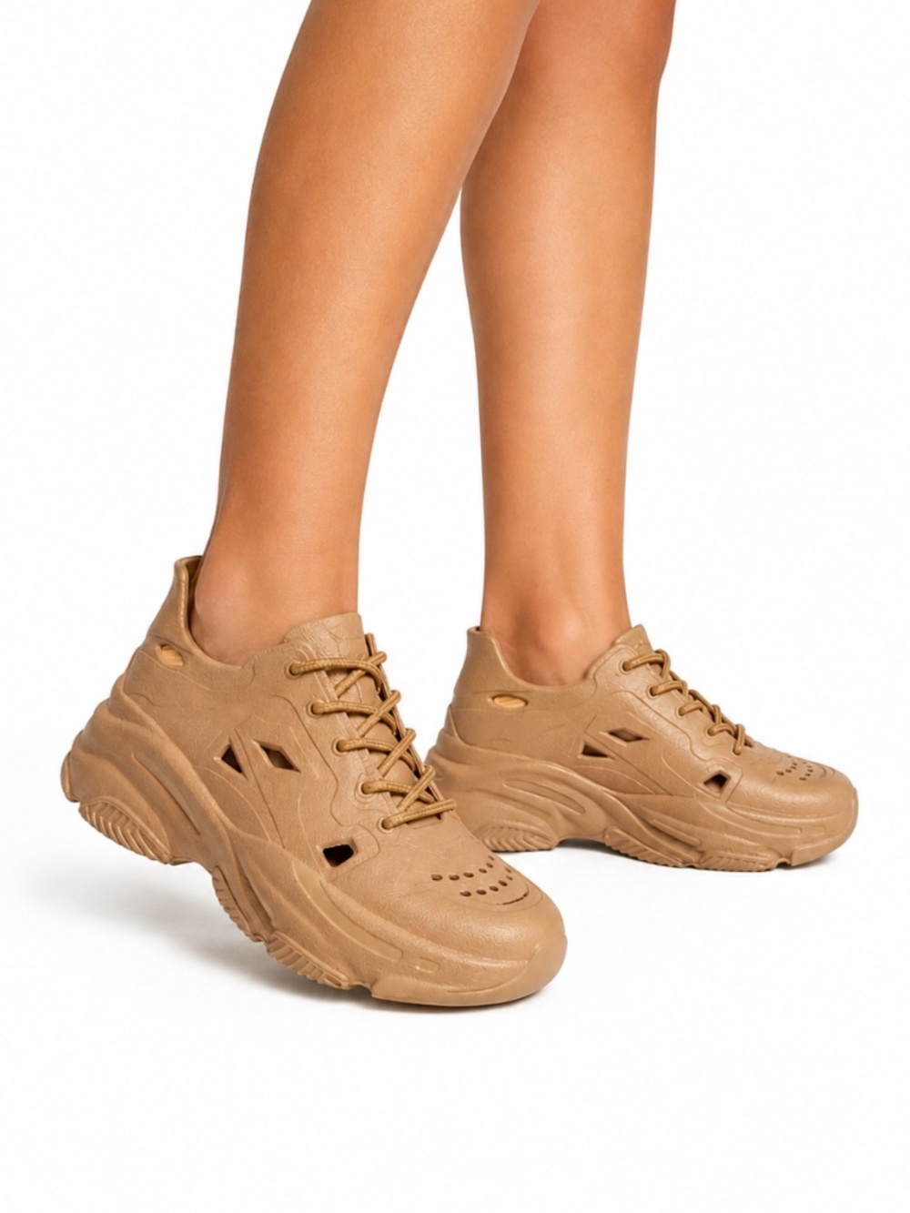 Women’s Tan Rubber Foam Cutout Lace Up Sneakers, 7